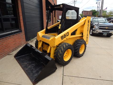 mustang 960 skid steer motor oil|hydraulic oil for skid steer.